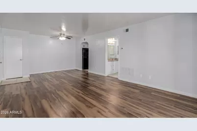 10444 N 69th Street #206, Paradise Valley, AZ 85253 - Photo 5