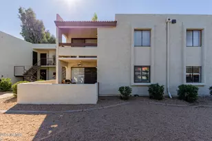 10444 N 69th St, Paradise Valley, AZ 85253 - Photo 1