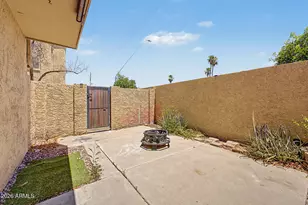 948 S Alma School Rd, Mesa, AZ 85210 - Photo 17