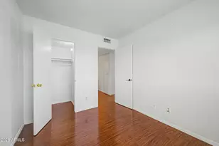948 S Alma School Rd, Mesa, AZ 85210 - Photo 15