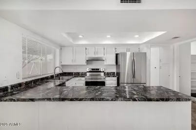 4141 W Diana Avenue, Phoenix, AZ 85051 - Photo 15