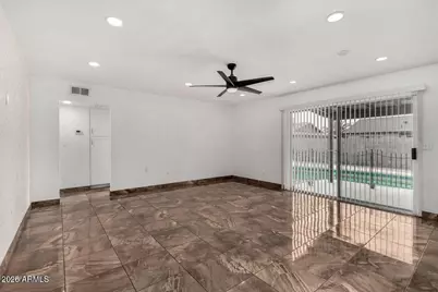 4141 W Diana Avenue, Phoenix, AZ 85051 - Photo 7