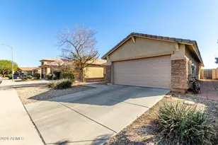 15441 W Statler Cir, Surprise, AZ 85374 - Photo 3