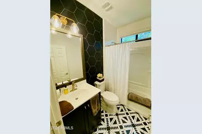 4740 E Tierra Buena Lane, Phoenix, AZ 85032 - Photo 7