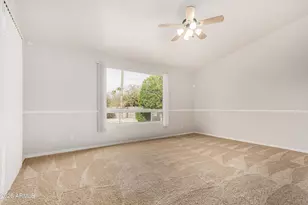 946 W Torrey Pines Blvd, Casa Grande, AZ 85122 - Photo 13