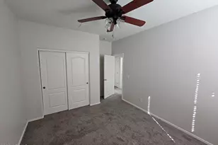 238 N 174th Dr, Goodyear, AZ 85338 - Photo 9