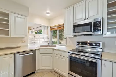 10077 E Calle De Cielo Circle, Scottsdale, AZ 85258 - Photo 11