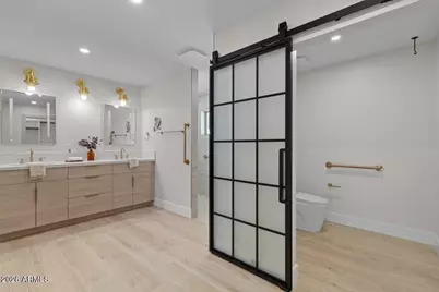 15615 N 8th Place, Phoenix, AZ 85022 - Photo 23