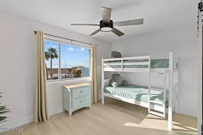 15615 N 8th Place, Phoenix, AZ 85022 - Photo 31