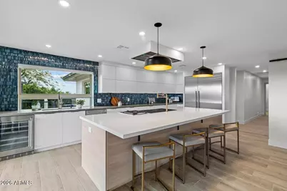 15615 N 8th Place, Phoenix, AZ 85022 - Photo 11