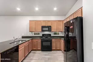 854 W Lowell Dr., San Tan Valley, AZ 85140 - Photo 7