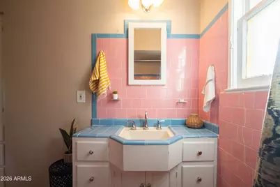 2207 N Edgemere Street, Phoenix, AZ 85006 - Photo 25