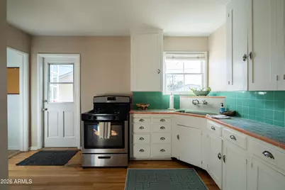 2207 N Edgemere Street, Phoenix, AZ 85006 - Photo 31