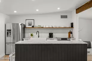 4614 E Devonshire Ave, Phoenix, AZ 85018 - Photo 9