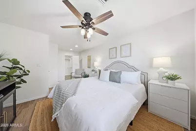 8112 E Monte Vista Road, Scottsdale, AZ 85257 - Photo 23