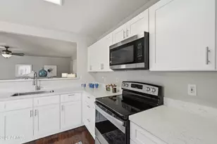 15656 W Acapulco Ln, Surprise, AZ 85379 - Photo 11