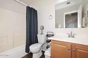 3327 W Leodra Ln, Phoenix, AZ 85041 - Photo 27