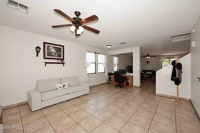 3327 W Leodra Lane, Phoenix, AZ 85041 - Photo 7