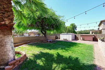 3327 W Leodra Lane, Phoenix, AZ 85041 - Photo 41