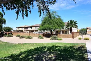 3327 W Leodra Ln, Phoenix, AZ 85041 - Photo 47