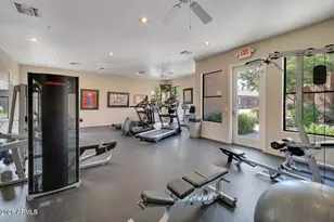 7027 N Scottsdale Rd, Paradise Valley, AZ 85253 - Photo 25