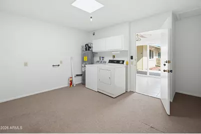 10326 W Highwood Lane, Sun City, AZ 85373 - Photo 33