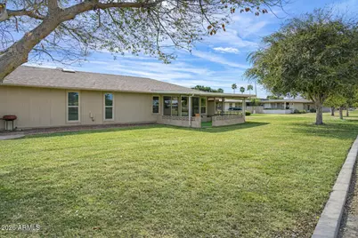 10326 W Highwood Lane, Sun City, AZ 85373 - Photo 37
