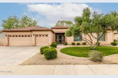 648 S Roanoke Street, Gilbert, AZ 85296 - Photo 3