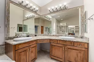 648 S Roanoke St, Gilbert, AZ 85296 - Photo 23