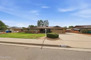 2255 E Jacaranda St, Mesa, AZ 85213 - Photo 7