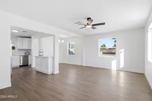 1748 E Monte Vista Rd, Phoenix, AZ 85006 - Photo 3