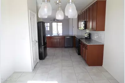 15422 W Windward Avenue, Goodyear, AZ 85395 - Photo 11