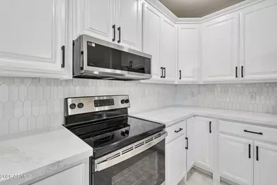 155 N Brookside Street, Chandler, AZ 85225 - Photo 17