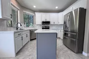155 N Brookside St, Chandler, AZ 85225 - Photo 5
