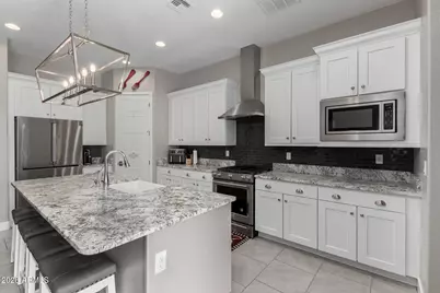 715 E Silver Fox Way, Phoenix, AZ 85048 - Photo 7