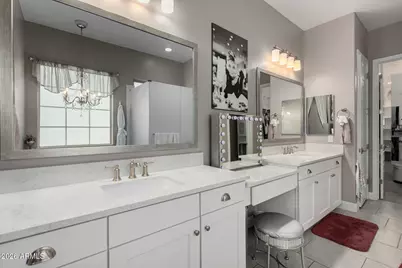 715 E Silver Fox Way, Phoenix, AZ 85048 - Photo 15