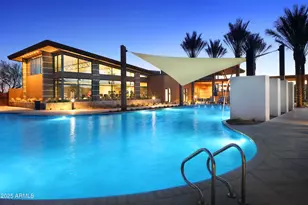 2830 E Crest Ln, Phoenix, AZ 85050 - Photo 37