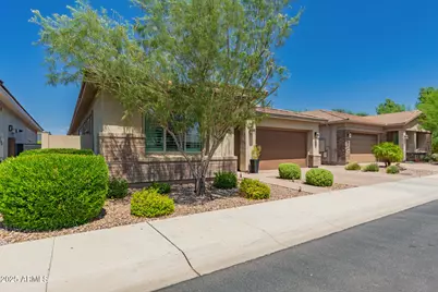 2830 E Crest Lane, Phoenix, AZ 85050 - Photo 3