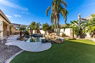 2438 E Iris Dr, Chandler, AZ 85286 - Photo 25