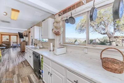 43612 N 3rd Avenue, New River, AZ 85087 - Photo 11