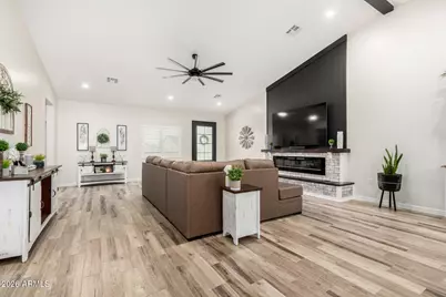 10292 W Appaloosa Trail, Casa Grande, AZ 85194 - Photo 5