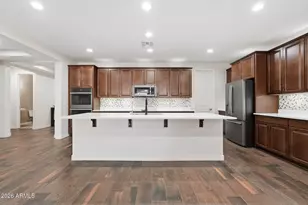 12516 W McLellan Ct, Glendale, AZ 85307 - Photo 5