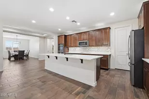 12516 W McLellan Ct, Glendale, AZ 85307 - Photo 11