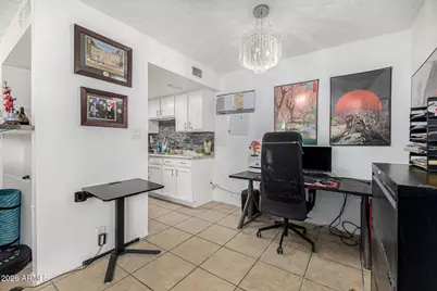 4224 S 46th Place, Phoenix, AZ 85040 - Photo 3