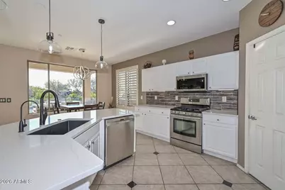 30113 N 128th Lane, Peoria, AZ 85383 - Photo 17