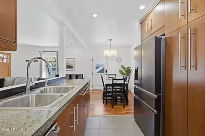 427 E Oregon Avenue, Phoenix, AZ 85012 - Photo 11