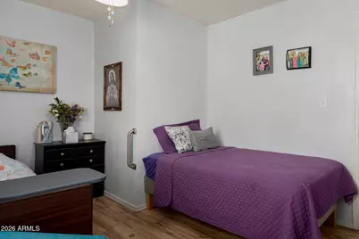 10225 W Minnezona Avenue, Phoenix, AZ 85037 - Photo 25