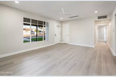 2111 W Solano Drive, Phoenix, AZ 85015 - Photo 13