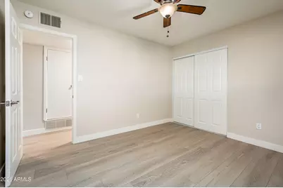 2111 W Solano Drive, Phoenix, AZ 85015 - Photo 17