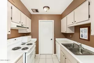 13237 W Aleppo Dr, Sun City West, AZ 85375 - Photo 15